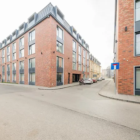 Downtown - Sauna, Ac - By Rentujemy Apartman
